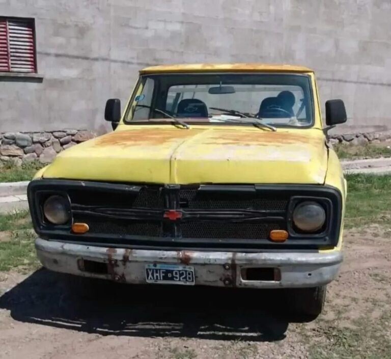 Camioneta del Hogar San Roque