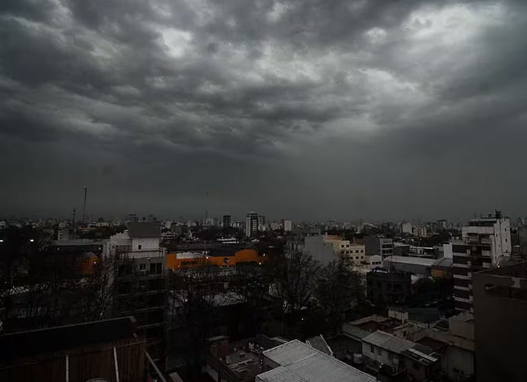 lluvia negra