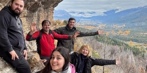 estaban-de-vacaciones-alquilaron-una-camioneta-y-cayeron-por-un-barranco-foto-gentileza-clarin-M5AXA5HXQBAPPFXQT7SK2IVPNY