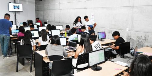 foto-faro-del-saber-3-768x363